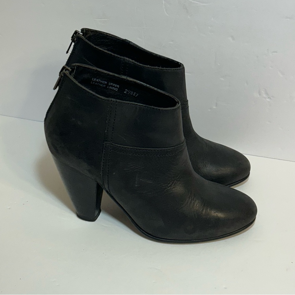 1937 Madewell Boots Womens 7.5 Black Leather Heels Ankle Shoe Career Zip Up